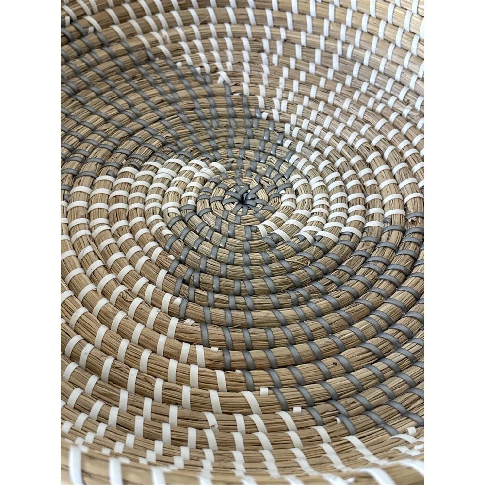 N/A beautiful handwoven
